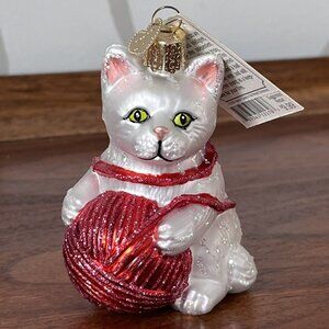 Merck Family's Old World Christmas Playful Kitten Cat & Yarn Glass Ornament 2004